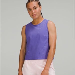 NWOT Swift Ventilated Running Top